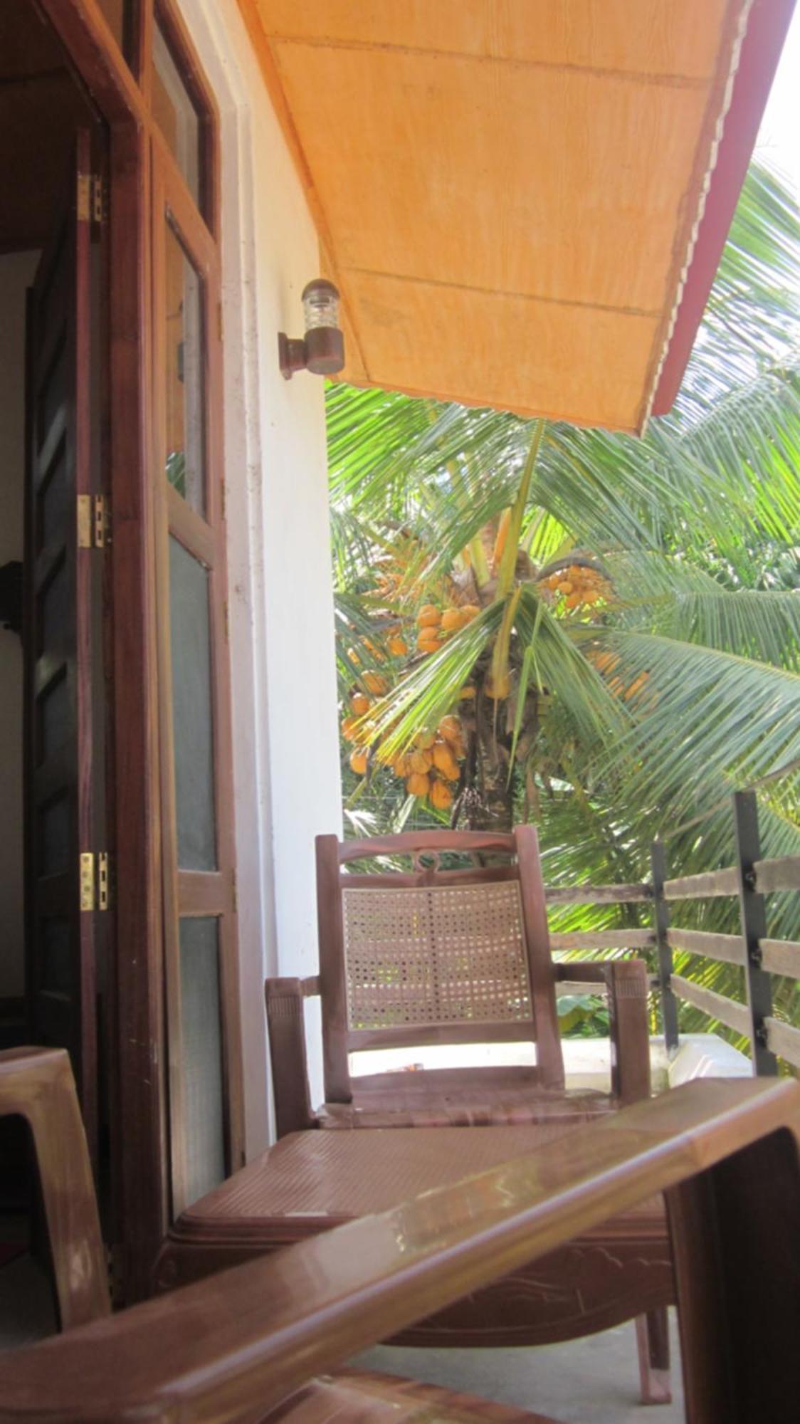 The Breeze Pinnawala Pinnawala  Luaran gambar